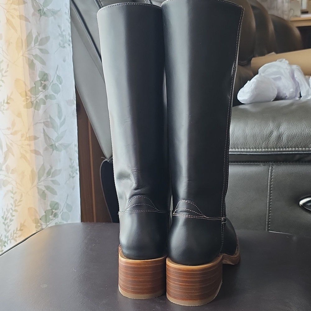Frye Black Leather Heeled Boots - Picture 6 of 15